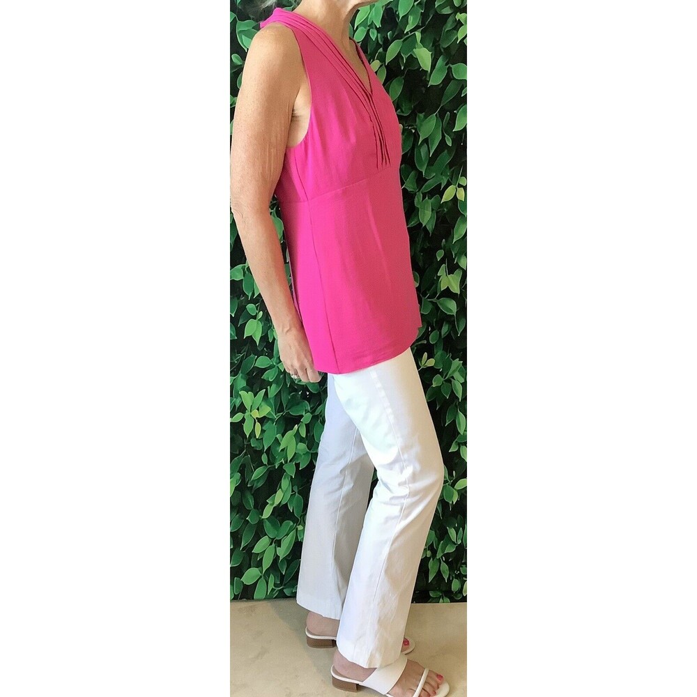 🎀 Banana Republic Barbie Pink Sleeveless V-Neck Blouse – Size 10 - Picture 4 of 7